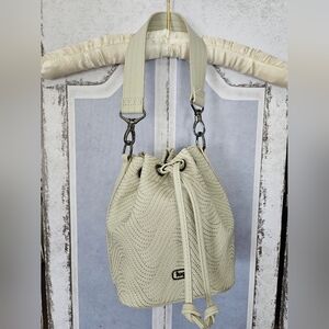 Lug Satin Luxe Pebble Whirlybird - North Star Cream Lining